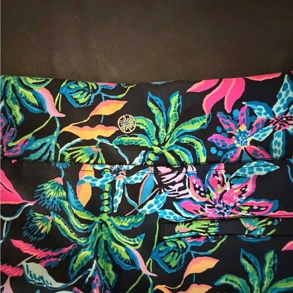 Lilly Pulitzer skort - Picture 3 of 7